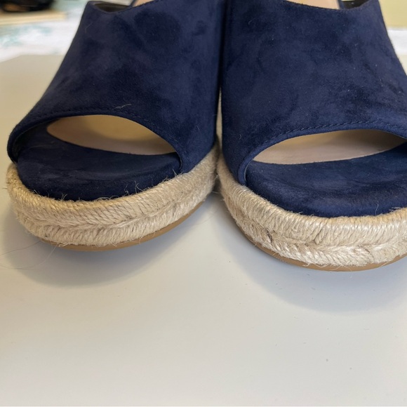 Stuart Weitzman Navy Wedge Sandals - Picture 3 of 8